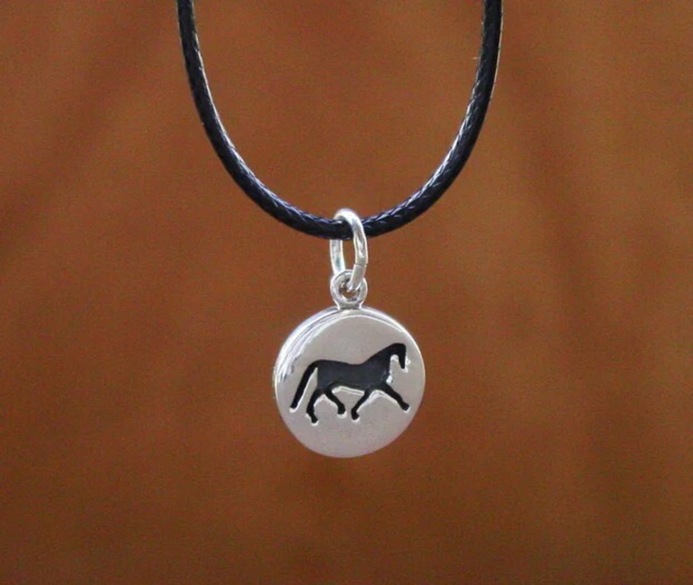 COLLAR PLATA DE LEY 925 - DISCO SILUETA CABALLO - 2